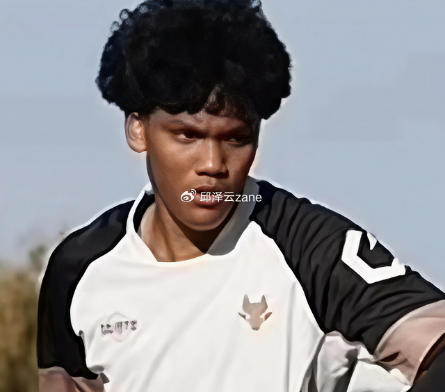 开云平台-国足未来最靠谱归化:17岁安哥拉国少队长来华试训,天赋出众|丹塞尔|法比奥|陕西|中国男足|王钰栋_新浪体育_新浪新闻