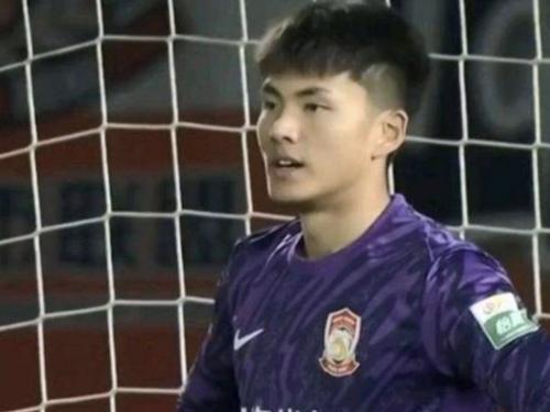 开云官网-门将李昊连送神扑王钰栋失良机,U23国足0:0战平伊拉克