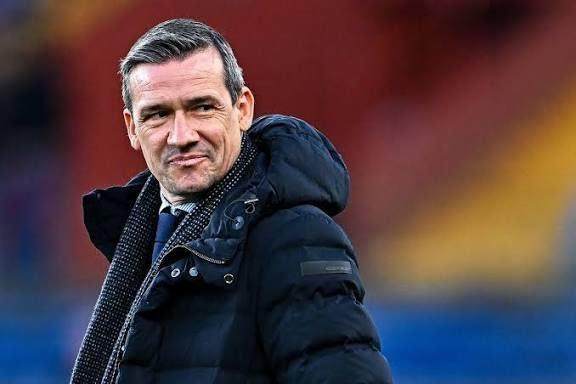 1767398043738046856.jpg 开云官网-【早报】意甲新年首战,米兰小胜登顶!