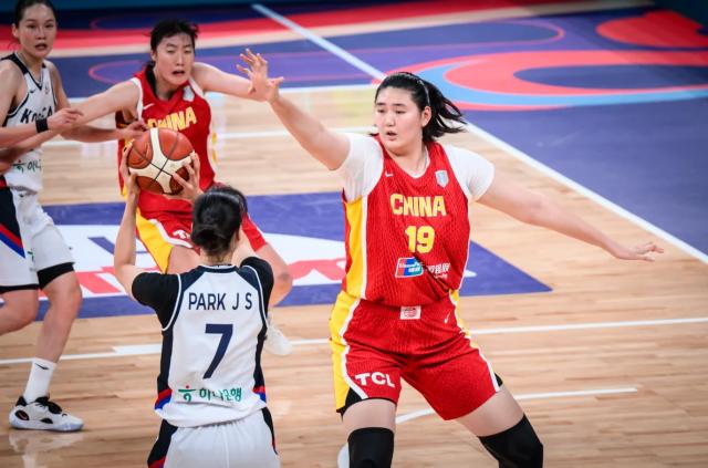 双塔合砍36分16篮板！中国女篮祭出杀招大胜韩国