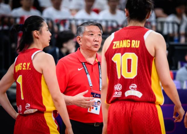 双塔合砍36分16篮板！中国女篮祭出杀招大胜韩国