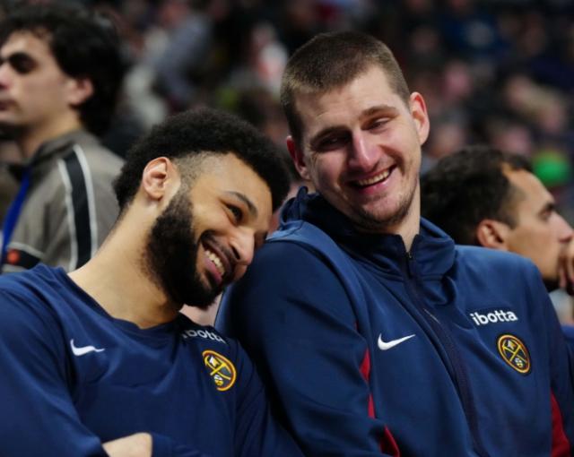 轻松写意击败国王 掘金斩获四连胜开启冲刺模式