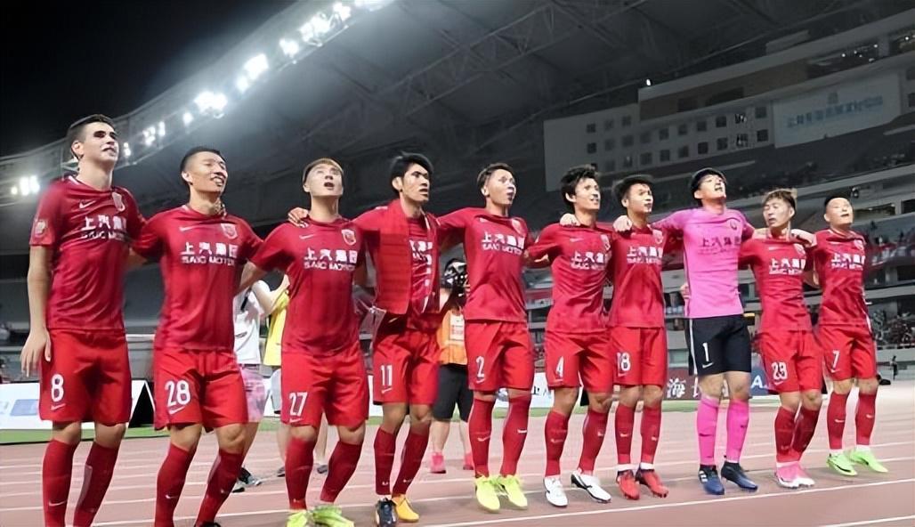 意外！不是奥斯卡也不是胡尔克，最有可能二进宫回上港的外援是他