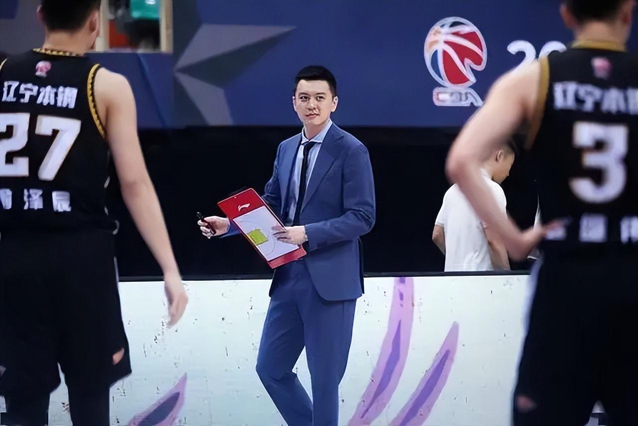 这就是杨鸣的个人魅力！揽责不甩锅，低谷中撑起辽篮风骨！