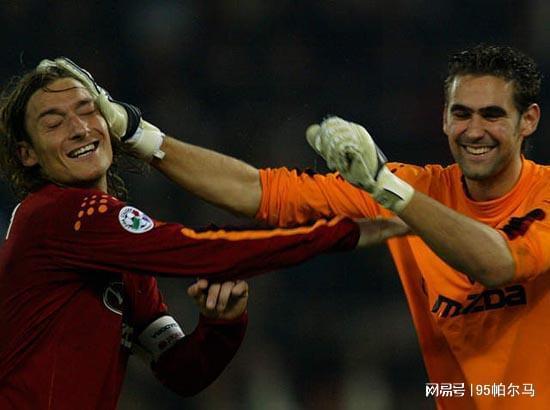 开云平台-卡佩罗信任的门将，年少成名却在罗马神经属性，26岁走下坡路