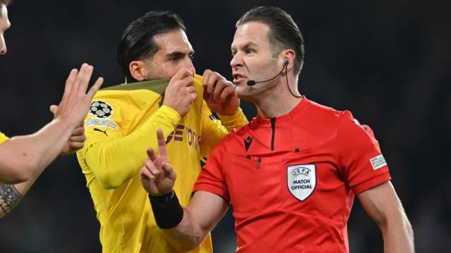 开云官网-10连胜止于“丑闻”，多特葬送好局怪裁判更要怪自己