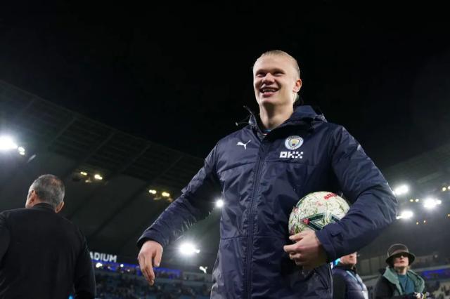 【足总杯】哈兰德2场8球！曼城6比0伯恩利晋级4强