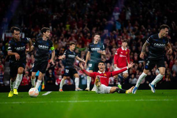 开云官网-林良锋：C罗状态不佳，曼联阵地战拉胯又吃裁判暗亏