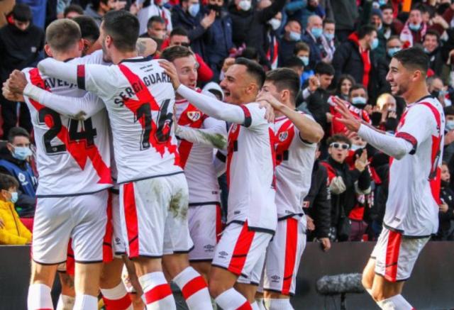 1640695875367018525.png 疫情覆盖西甲或致比赛延期 一支球队目前仅剩8人