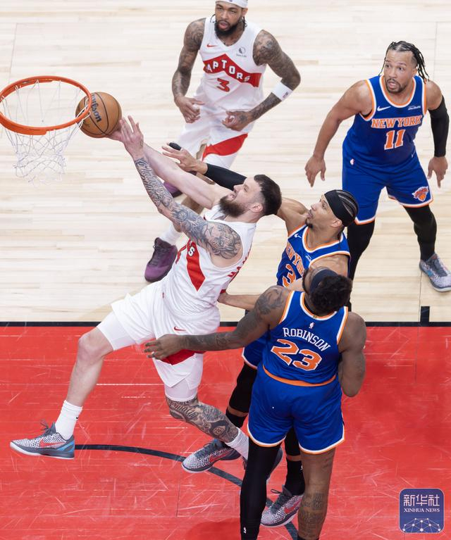 kaiyun-篮球 | NBA常规赛:猛龙不敌尼克斯|英格拉姆|篮板球|罗宾逊|布兰登-英格拉姆|迈尔斯·布里奇斯_新浪体育_新浪新闻