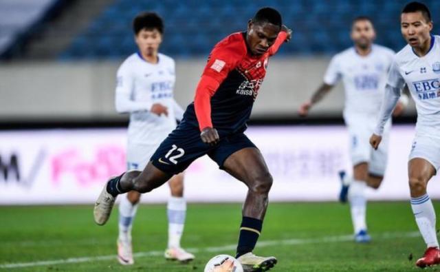 1618718882025034208.jpg 开云app-云指挥两个月后 J联赛的新外教终于到达球队主场