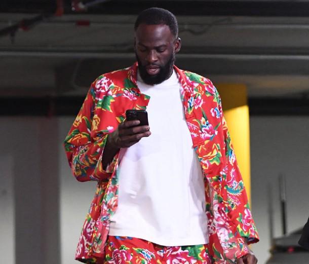 kaiyun-连续两场正负值全场最低，格林5中1仅得到4分&amp;amp;还有3失误4犯规