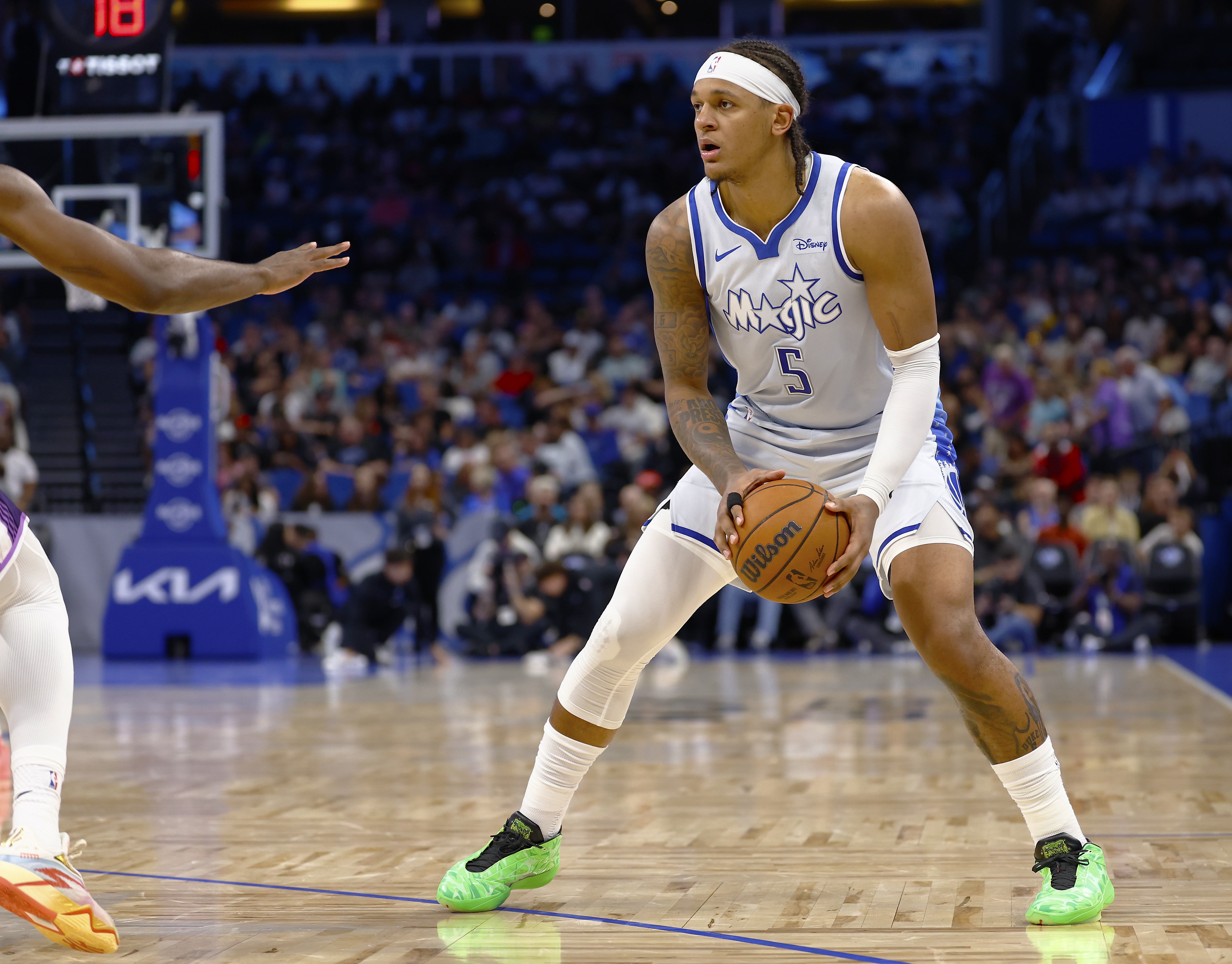 kaiyun-NBA彩经 ：灰熊顽强应战力拼骑士 魔术掀翻活塞 掘金击退开拓者